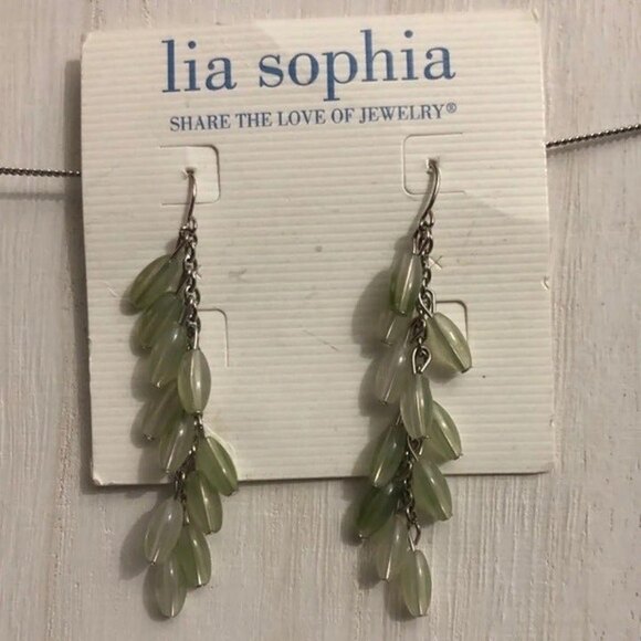 Lia Sophia Dangle Pierced Earrings Red & Green 2 Pairs NOC - Picture 3 of 8